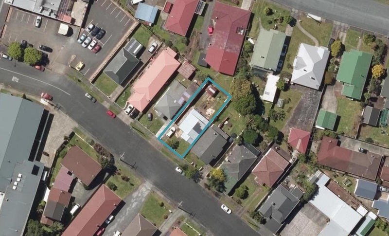9 Wolfe Street, Regent, Whangarei - Carousel 1