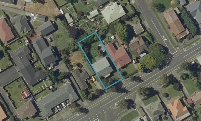 243 College Street, West End, Palmerston North - Carousel 1