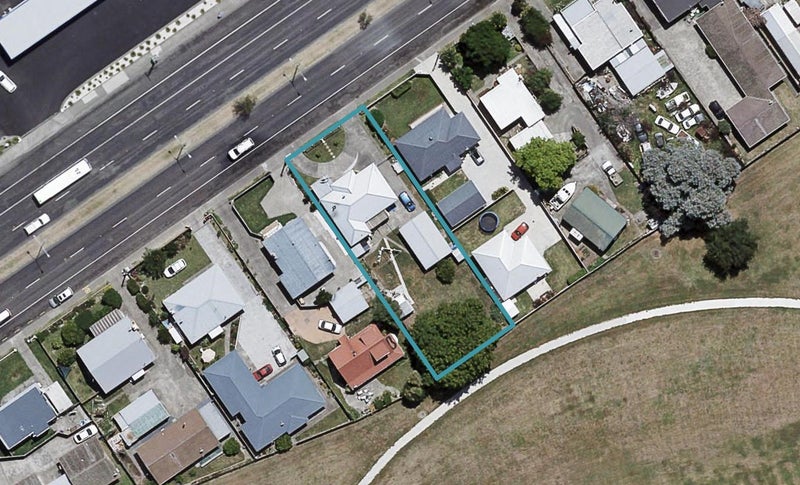 165 Taradale Road, Pirimai, Napier - Carousel 1