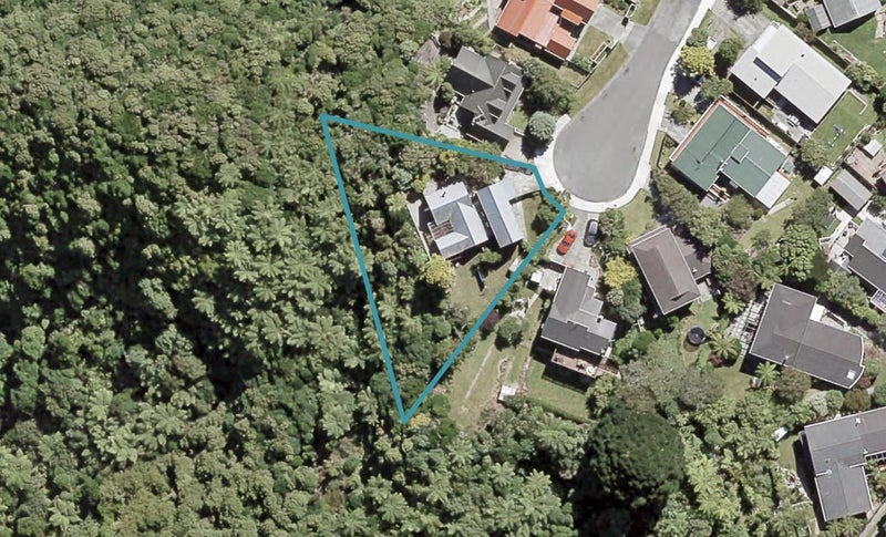 9 Haast Close, Kelson, Lower Hutt - Carousel 1