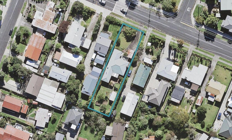 30 Saint Leonards Road, Kelston, Auckland - Carousel 1