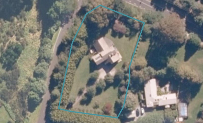 7 Blue Ridge Drive, Taupo - Carousel 1