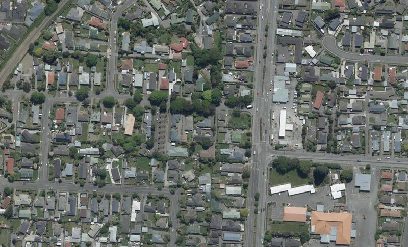 1/7 Barnes Road, Redwood, Christchurch - Carousel 1