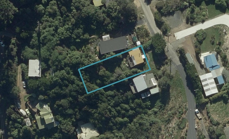 68 Oxley Crescent, Broad Bay, Dunedin - Carousel 1