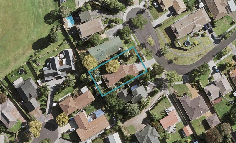 18 Syntax Place, Conifer Grove, Takanini - Carousel 1