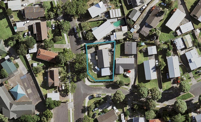 18 Trounson Avenue, Clendon Park, Auckland - Carousel 1