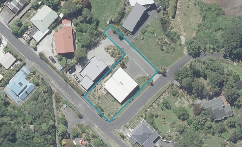 1 Cove Street, Roseneath, Port Chalmers - Carousel 1