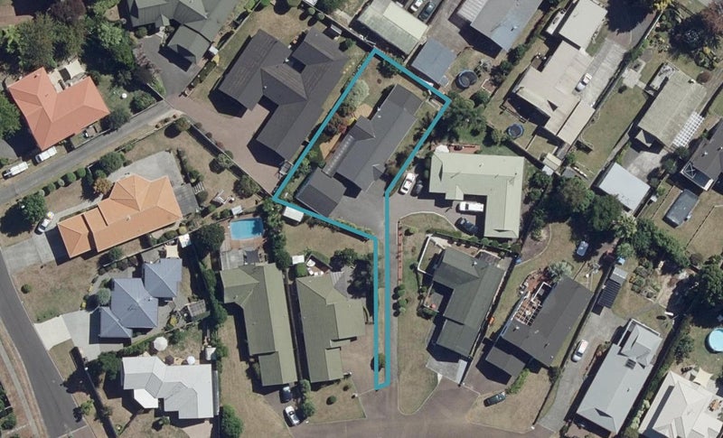 40 Western Heights Drive, Western Heights, Hamilton - Carousel 1