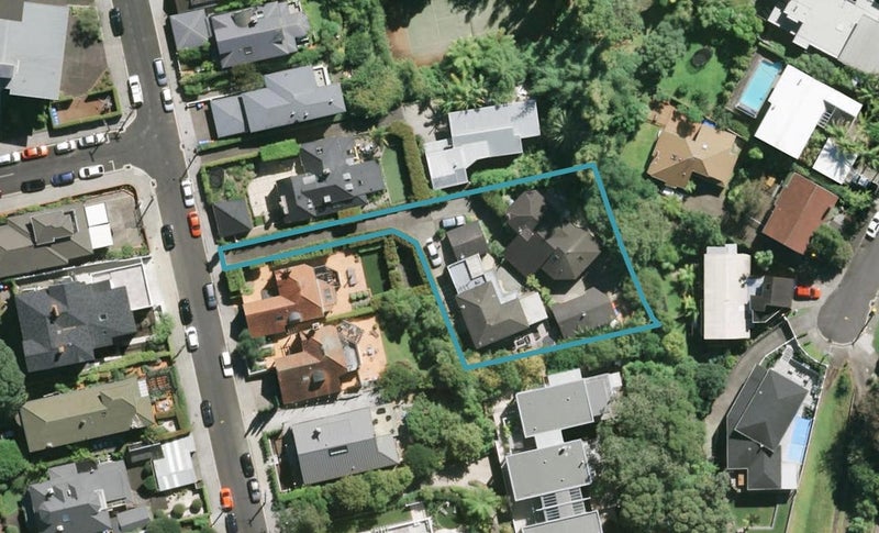 1/10 Taurarua Terrace, Parnell, Auckland - Carousel 1
