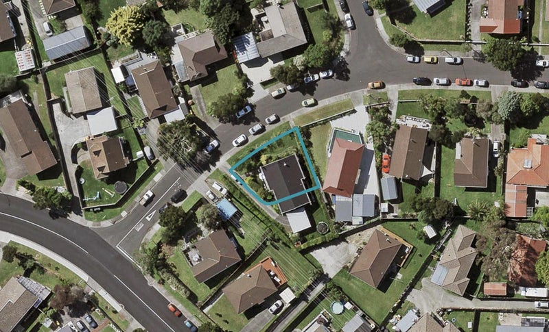 54 Santiago Crescent, Unsworth Heights, Auckland - Carousel 1