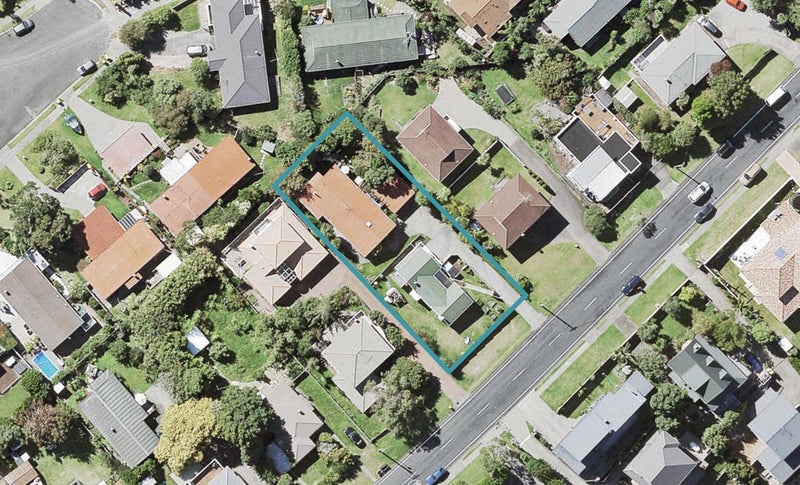 1/23 Arran Road, Browns Bay, Auckland - Carousel 1