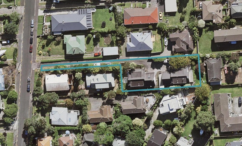 2/9 Church Street, Northcote Point, Auckland - Carousel 1