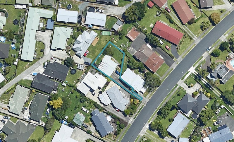 21 Jonathon Street, Brookfield, Tauranga - Carousel 1