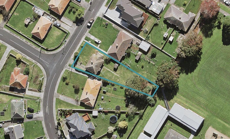 14 Potter Avenue, Wesley, Auckland - Carousel 1