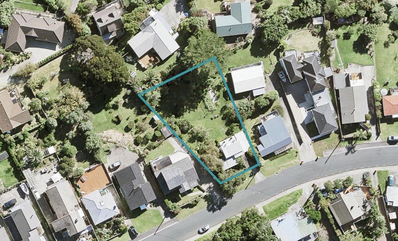 75 Wade River Road, Stanmore Bay, Whangaparaoa - Carousel 1