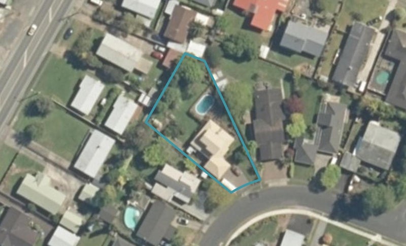 7 Sheridan Crescent, Leamington, Cambridge - Carousel 1