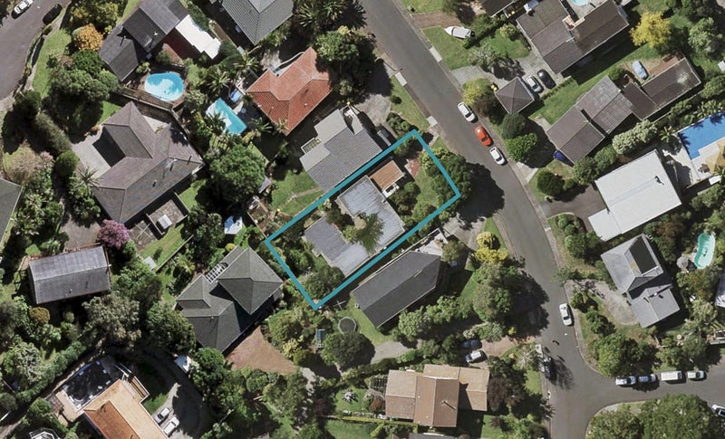 27 Marywil Crescent, Hillcrest, Auckland - Carousel 1
