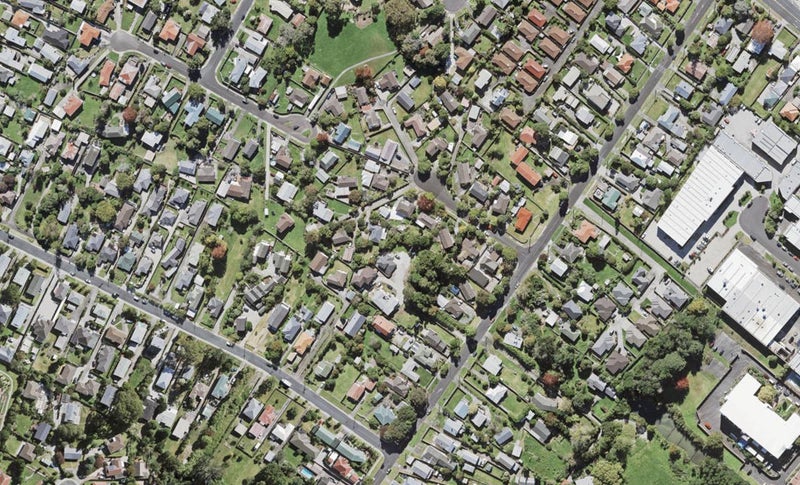 2/32 Brandon Road, Glen Eden, Auckland - Carousel 1