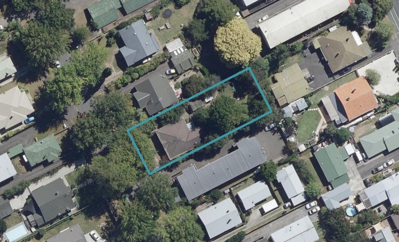 16 Kitchener Street, Claudelands, Hamilton - Carousel 1