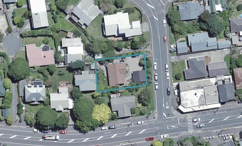 3 Tringham Street, Karori, Wellington - Carousel 1