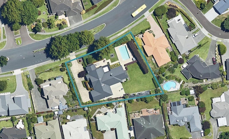 10 Beaumaris Boulevard, Bethlehem, Tauranga - Carousel 1
