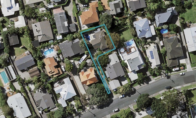 16A Norwood Road, Bayswater, Auckland - Carousel 1