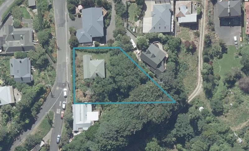 32 Harbour Terrace, Careys Bay, Port Chalmers - Carousel 1
