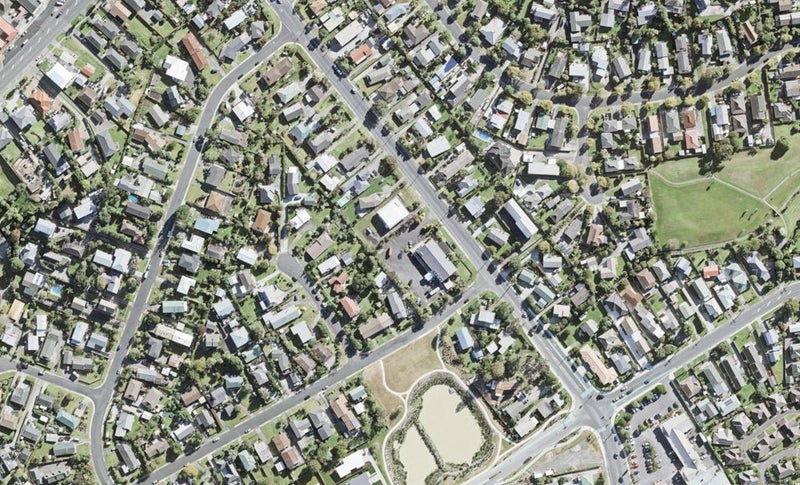 10/2 Albatross Road, Red Beach, Whangaparāoa - Carousel 1
