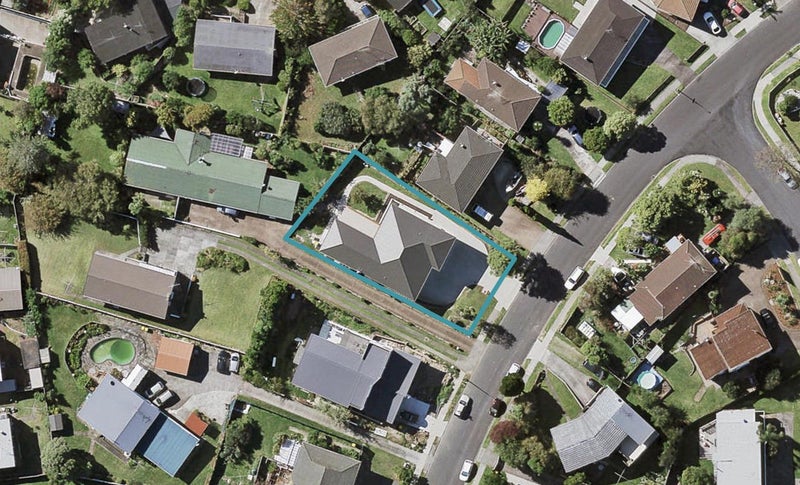 22 La Trobe Street, Pakuranga Heights, Auckland - Carousel 1