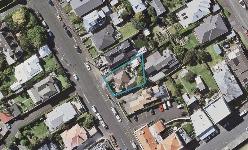 2 Church Street, Devonport, Auckland - Carousel 1