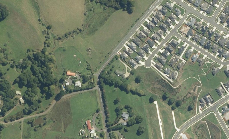 156 Helenslee Road, Pōkeno - Carousel 1
