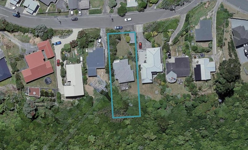 44 Lyndfield Lane, Newlands, Wellington - Carousel 1