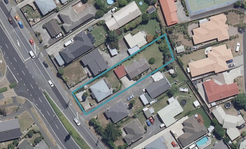 317 Cambridge Road, Hillcrest, Hamilton - Carousel 1