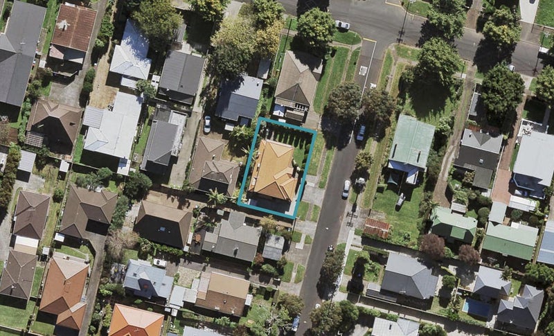 1/6 Epworth Avenue, Royal Oak, Auckland - Carousel 1