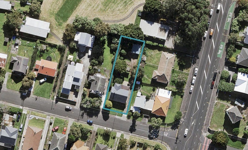 3 Shorwell Street, Sandringham, Auckland - Carousel 1