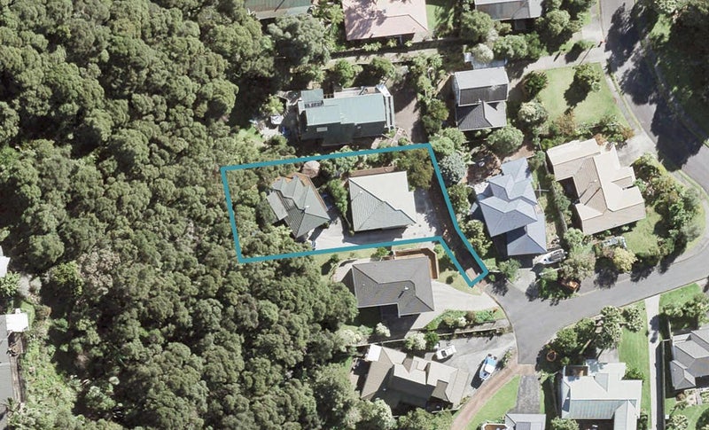 2/8 Dee Place, Torbay, Auckland - Carousel 1