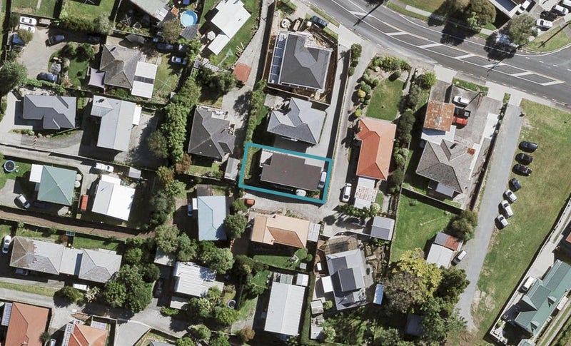 25C View Road, Henderson, Auckland - Carousel 1