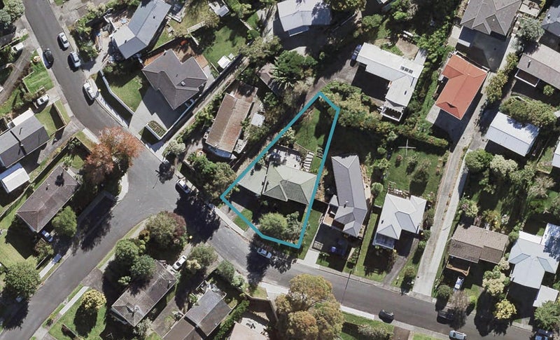 83 Monarch Avenue, Hillcrest, Auckland - Carousel 1