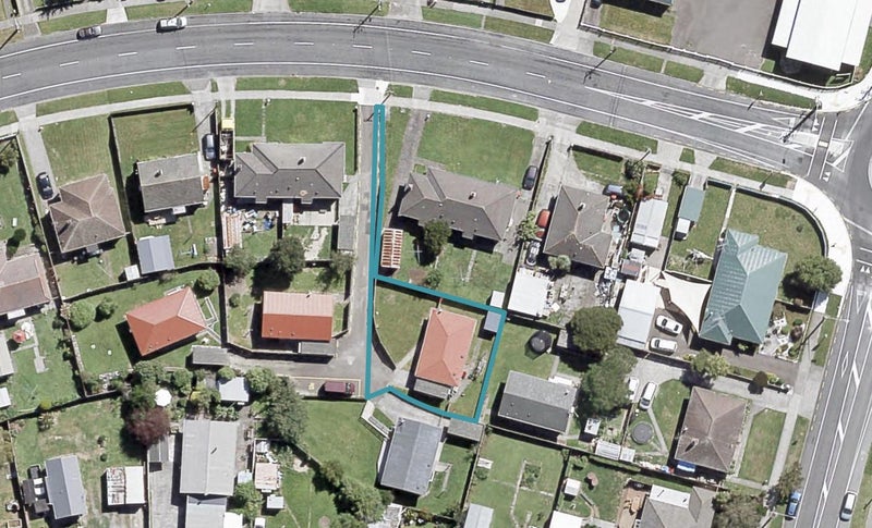 2/48 Rata Street, Naenae, Lower Hutt - Carousel 1