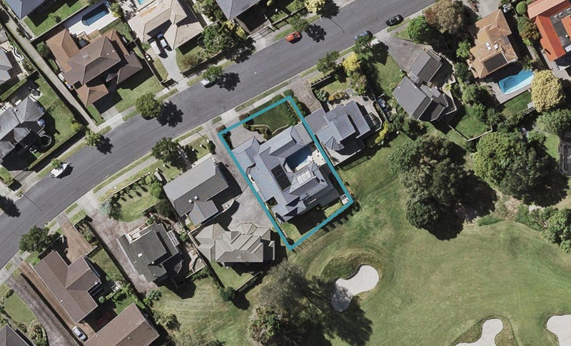 28 Panapa Drive, Saint Johns, Auckland - Carousel 1