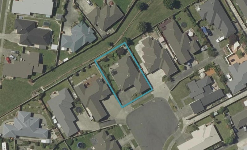 17 Sorrento Place, Kelvin Grove, Palmerston North - Carousel 1