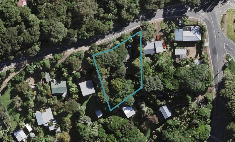 84 Hill Road, Palm Beach, Waiheke Island - Carousel 1