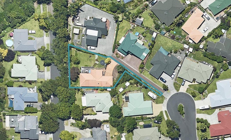 31 Mahonia Place, Pyes Pa, Tauranga - Carousel 1