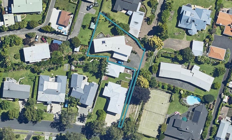 15 Pah Street, Matua, Tauranga - Carousel 1
