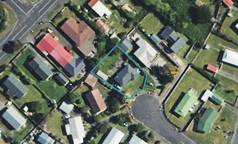 12 Konini Place, Hawera - Carousel 1