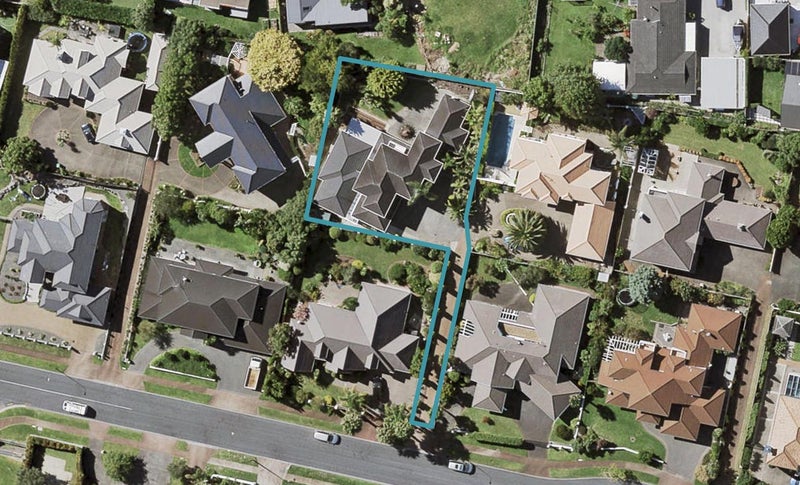 26 Manor Park, Sunnyhills, Auckland - Carousel 1