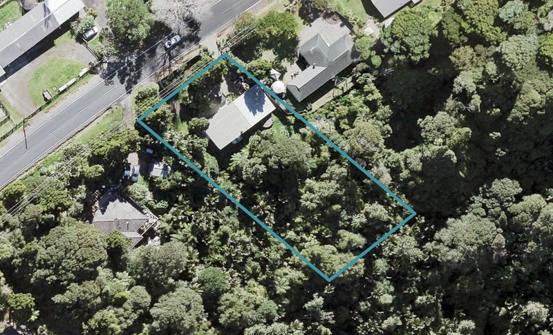 252 Forest Hill Road, Waiatarua, Auckland - Carousel 1