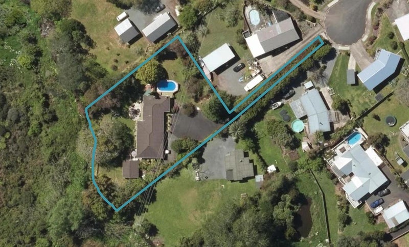 14 Whitelaw Place, Kamo, Whangarei - Carousel 1