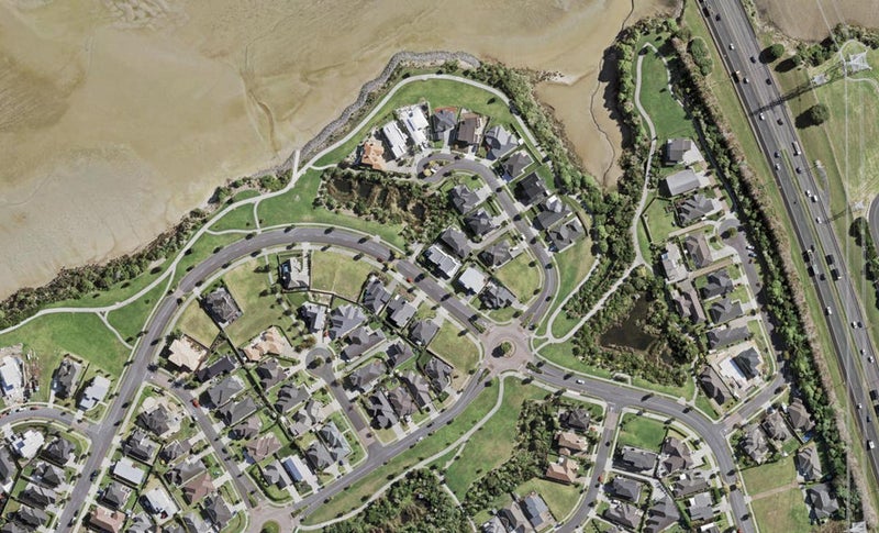 251 Harbourside Drive, Karaka, Papakura - Carousel 1