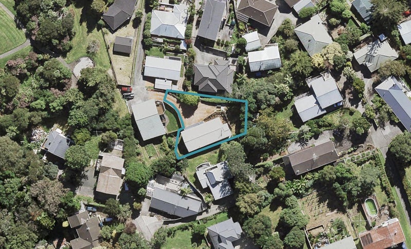 1/27 Downing Street, Glenfield, Auckland - Carousel 1